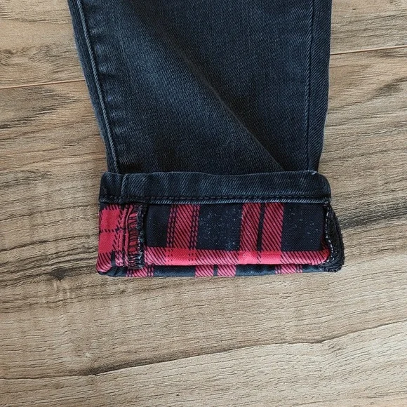 EUC Plaid Patch Skinny Jeans - Picture 4 of 7